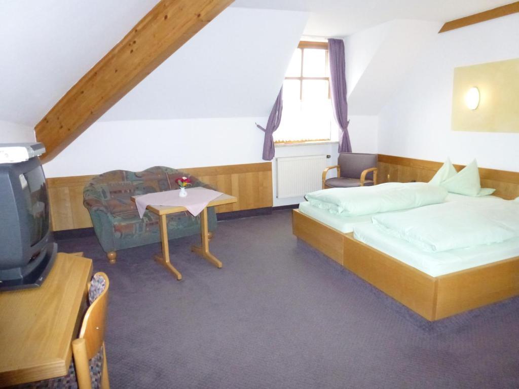 Landgasthof Zum Elsabauern Königstein in der Oberpfalz Rum bild